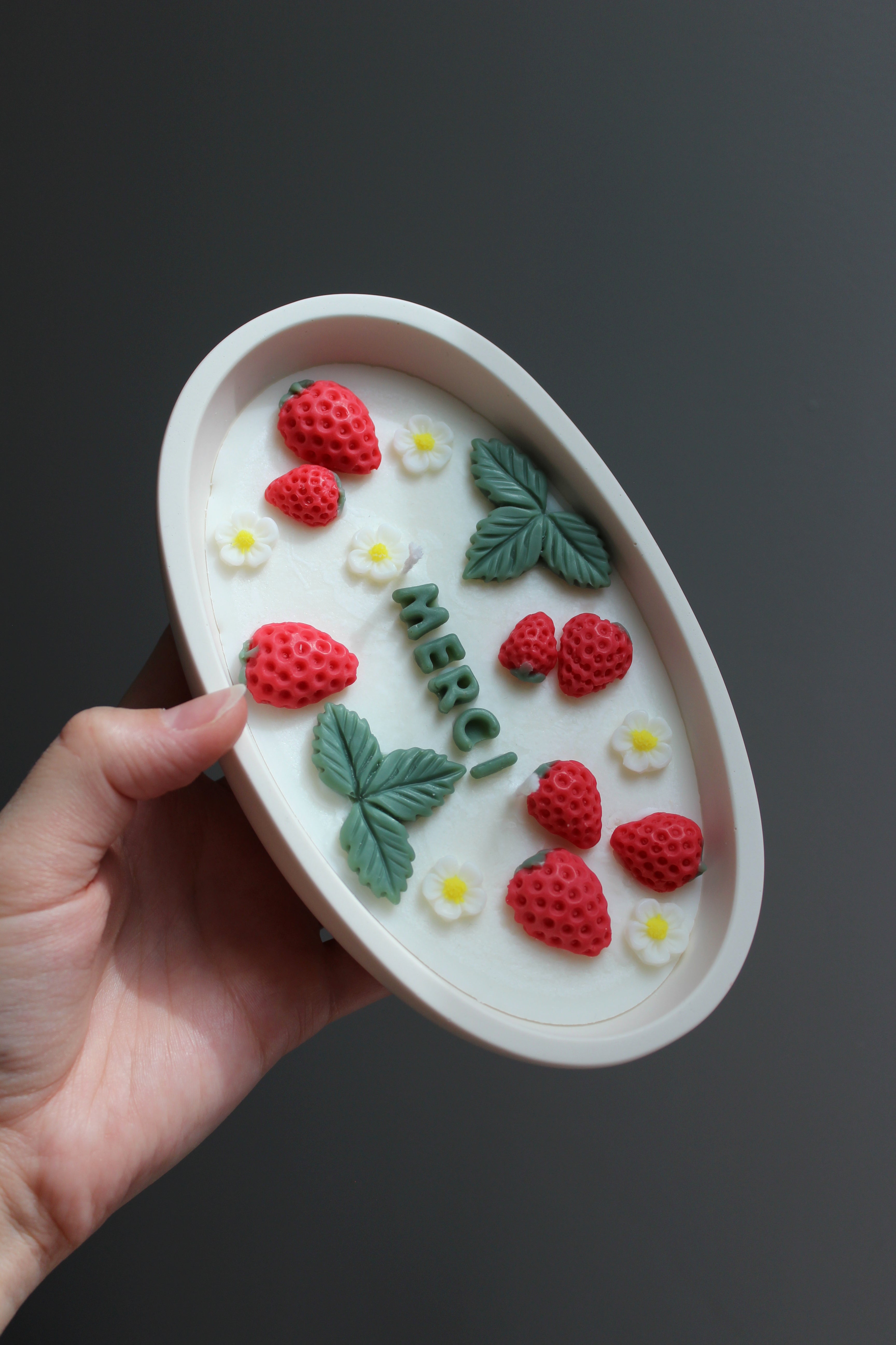 Composition fraises - Modèle ovale